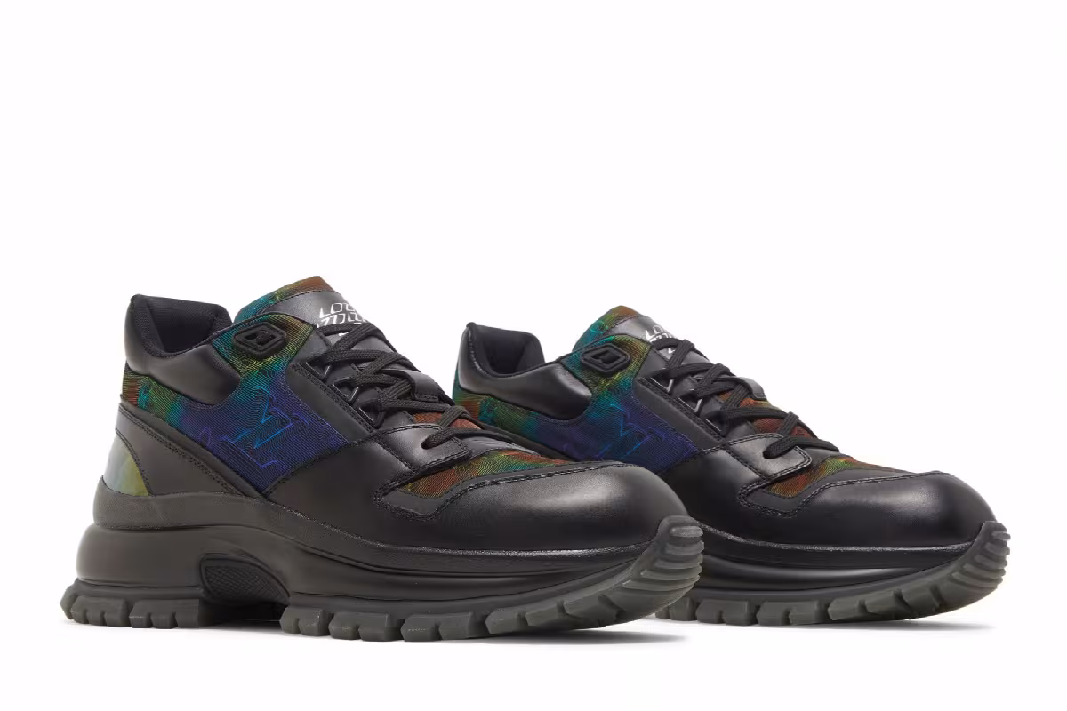 Louis Vuitton Trail 2054 Sneaker Black Iridescent, view 9