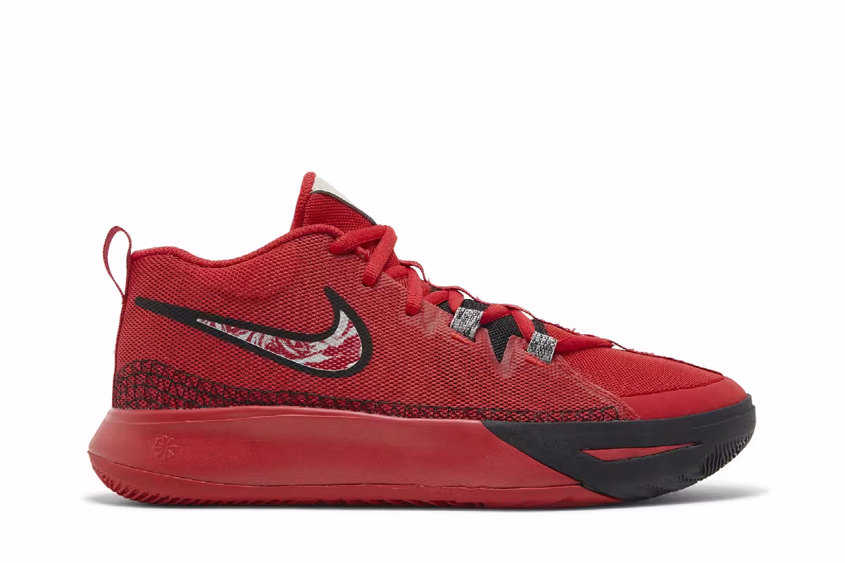 Nike Kyrie Flytrap 6 GS University Red, view 2