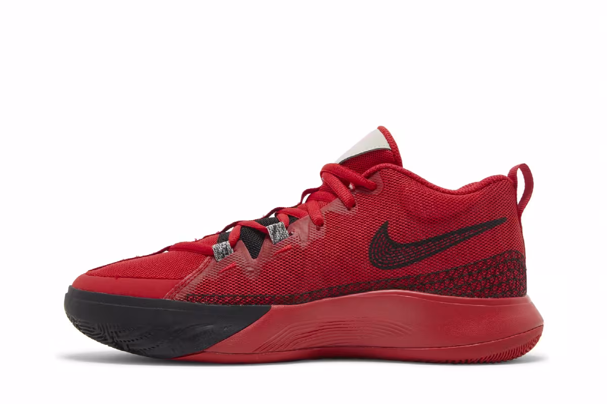 Nike Kyrie Flytrap 6 GS University Red, view 4