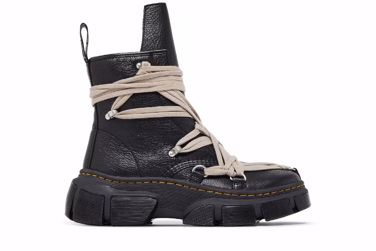 Dr. Martens x Rick Owens 1460 DMXL Megalace Boot Black, view 2
