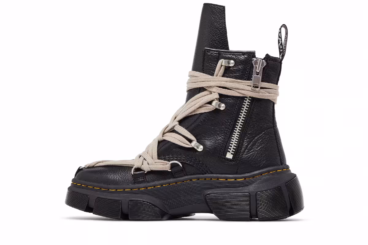 Dr. Martens x Rick Owens 1460 DMXL Megalace Boot Black, view 4