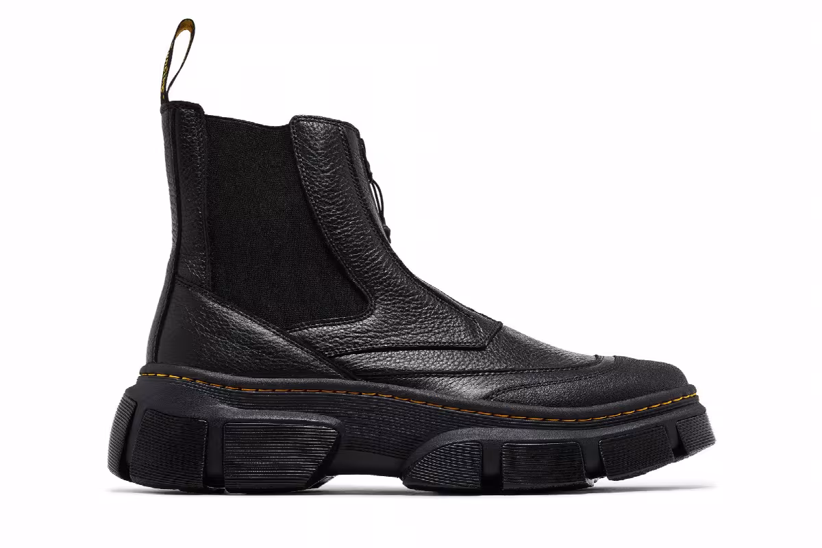 Dr. Martens DMXL Zip Chelsea Boot Black, view 2