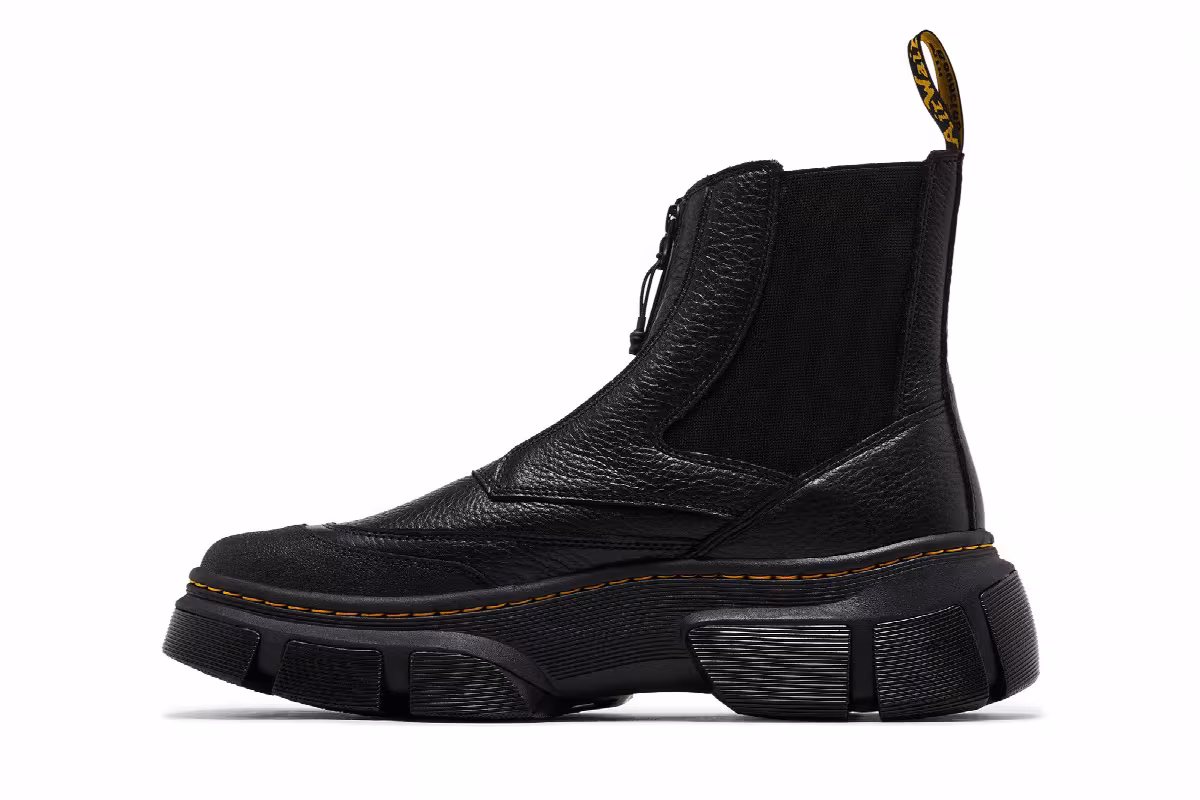 Dr. Martens DMXL Zip Chelsea Boot Black, view 4