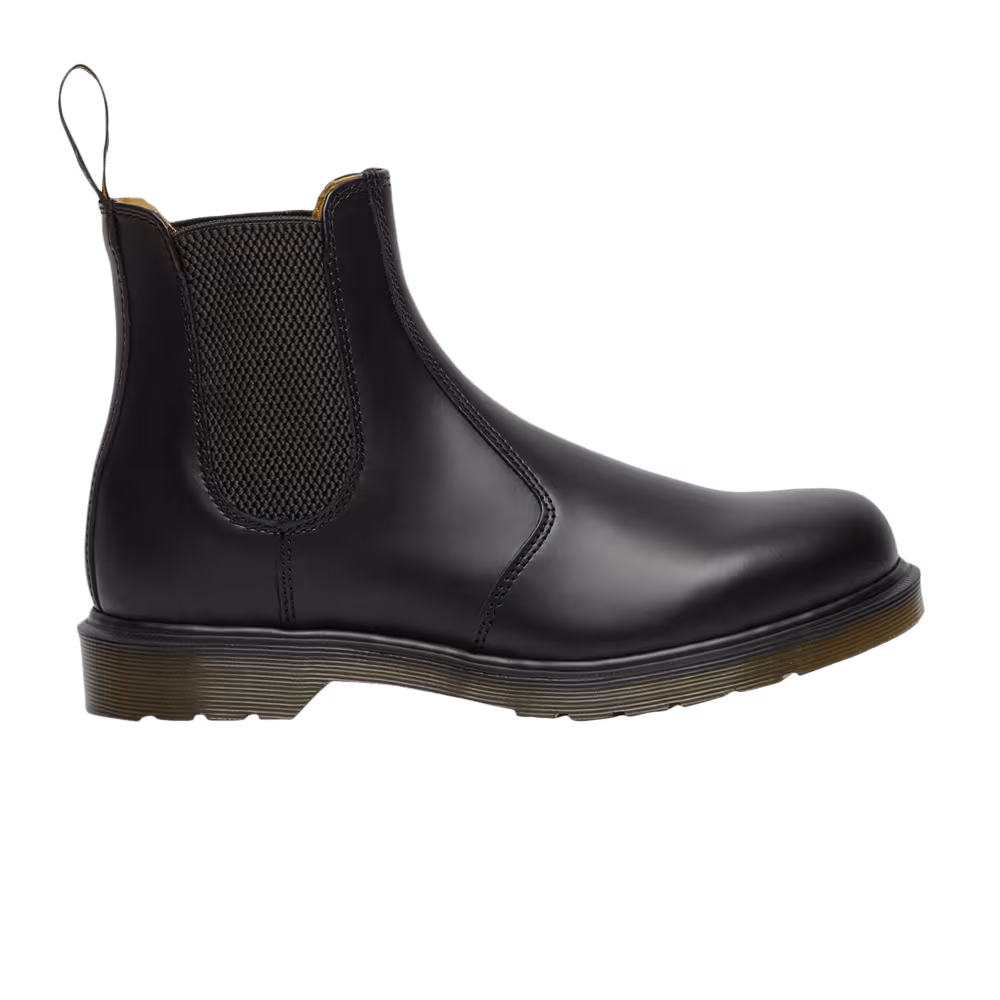 Dr. Martens 2976 Smooth Leather Chelsea Boot Black
