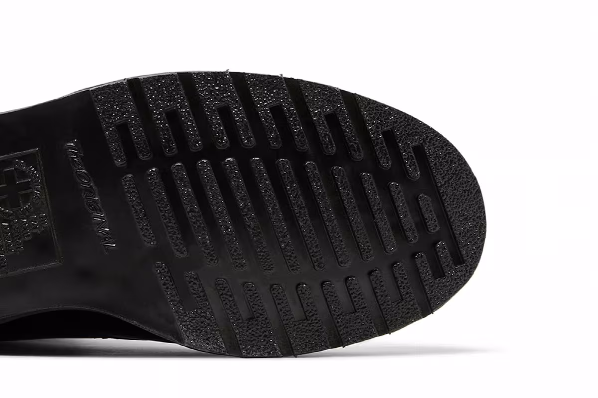 Dr. Martens 1460 Mono Smooth Leather Black, view 6