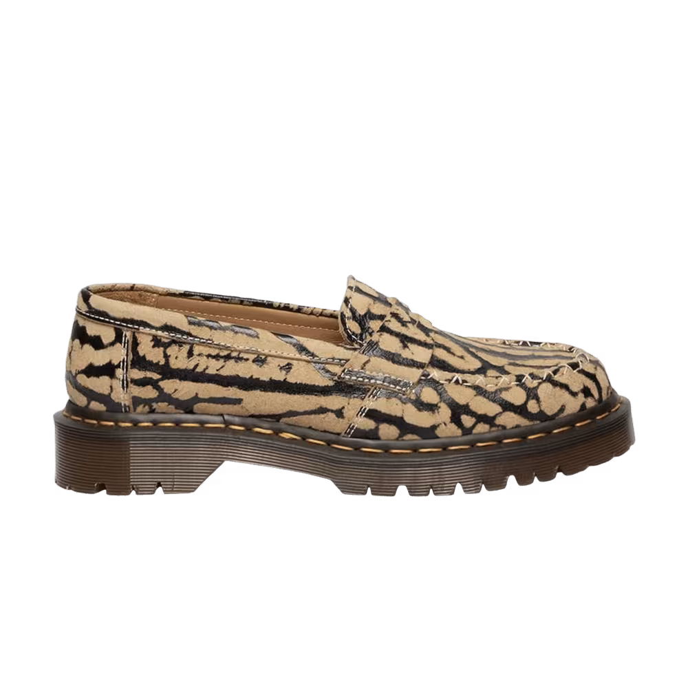 Dr. Martens Delapre Penny Loafer Teak Black