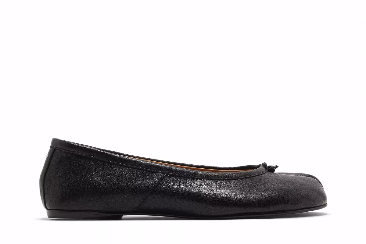 Maison Margiela Women's Tabi Ballerina Black 2022, view 2