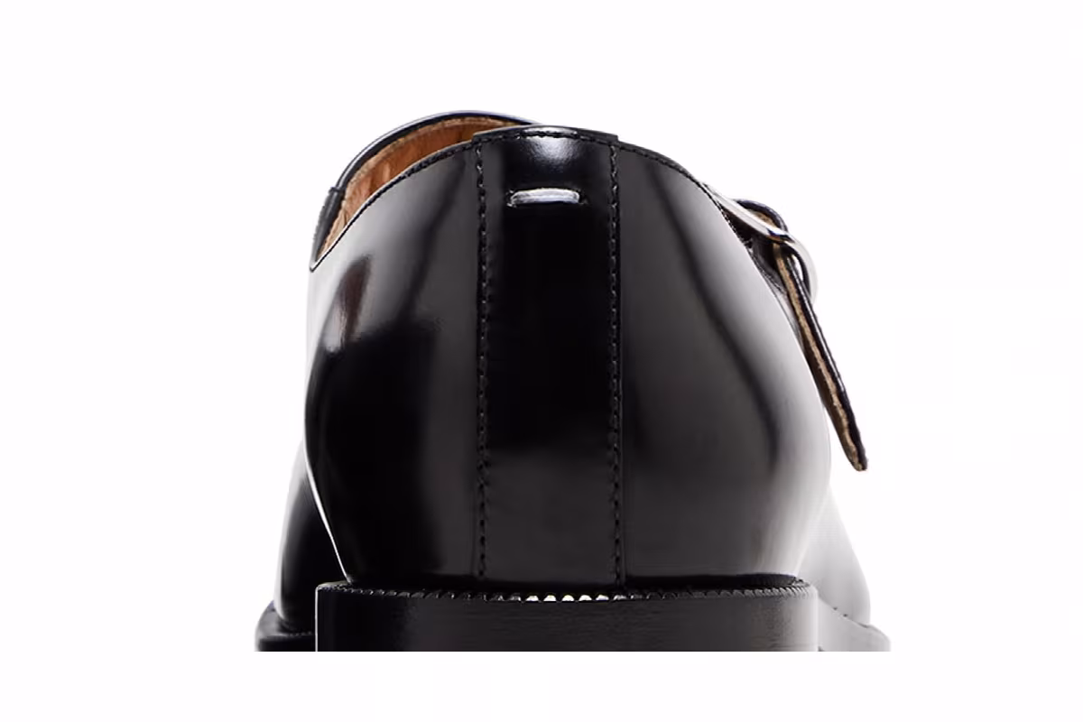 Maison Margiela Women's Tabi Mary-Jane Black Polished Leather, view 8