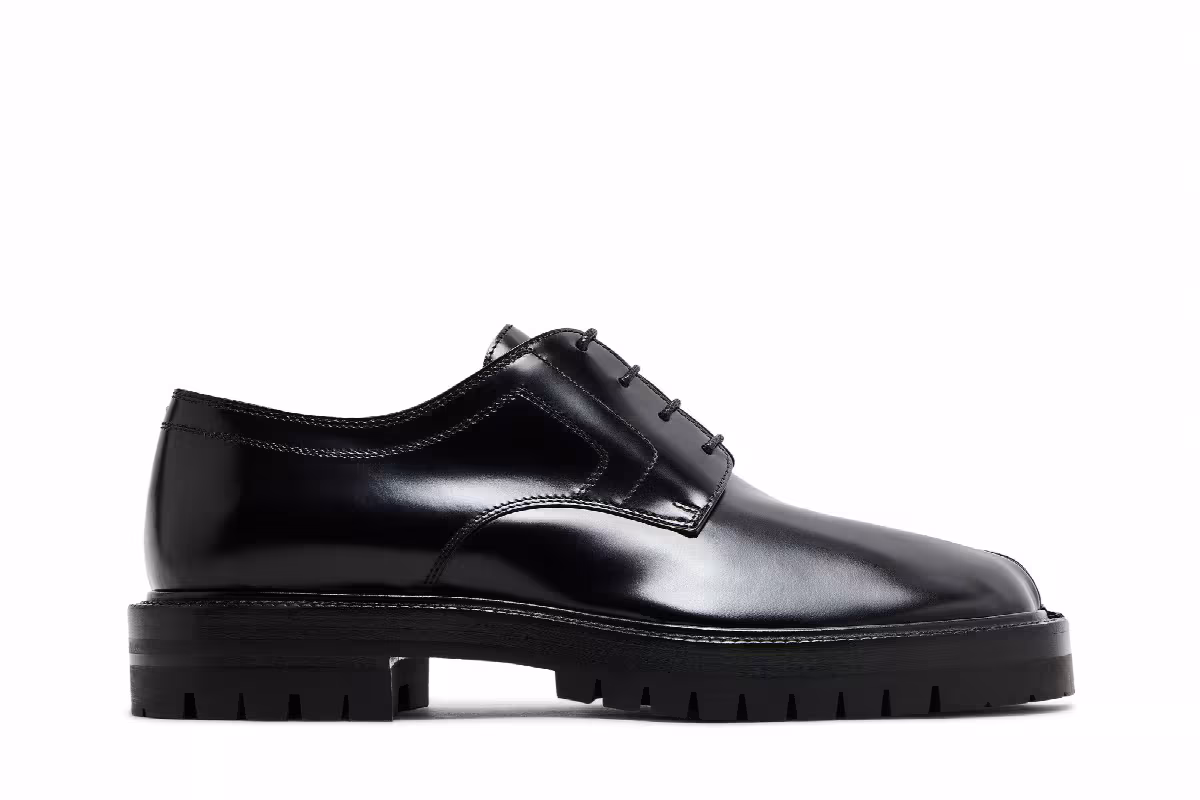 Maison Margiela Tabi Lace-Up Black, view 2