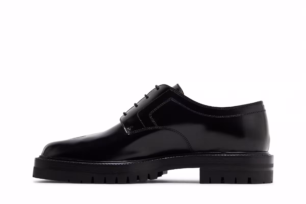 Maison Margiela Tabi Lace-Up Black, view 4