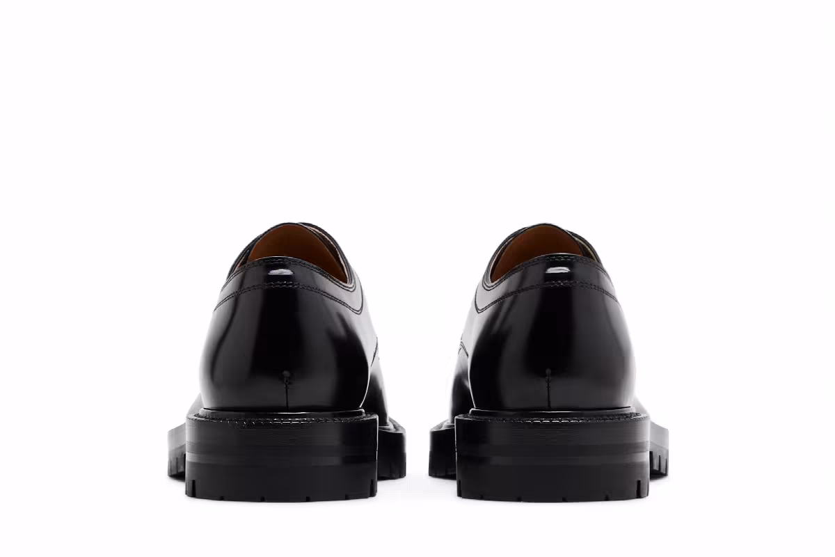Maison Margiela Tabi Lace-Up Black, view 7