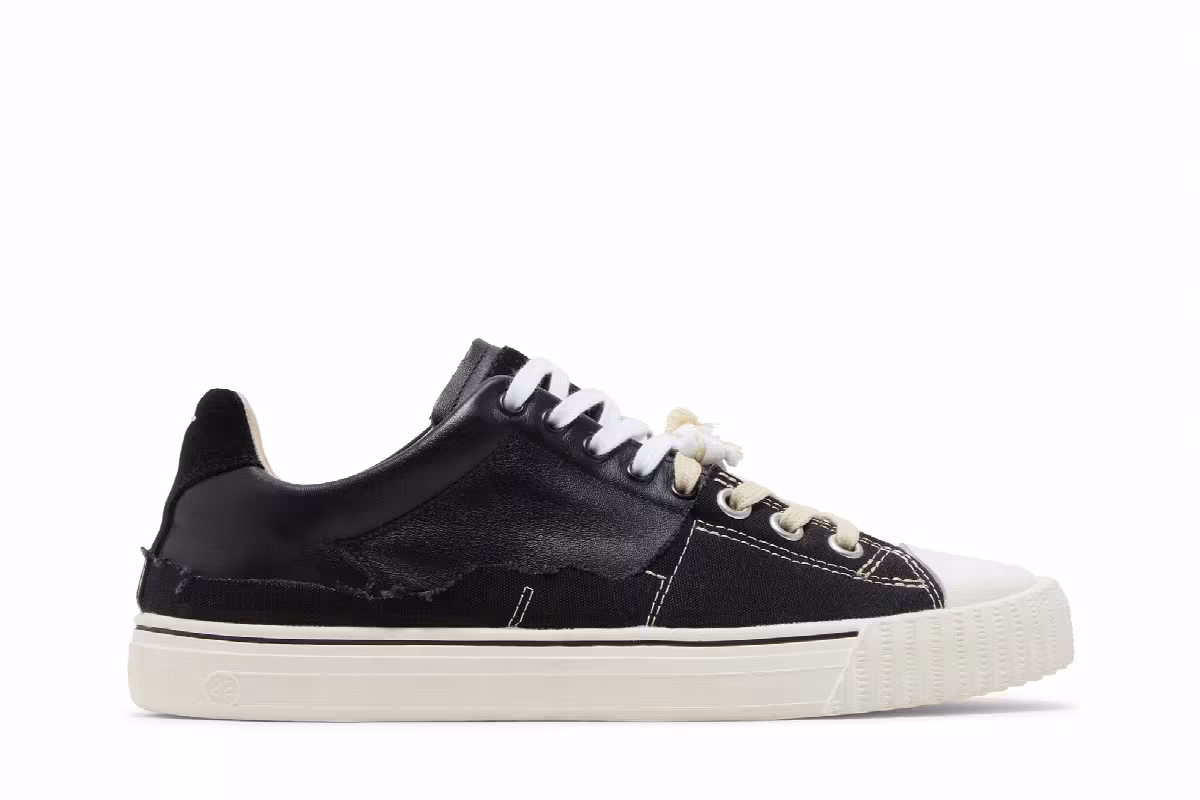 Maison Margiela New Evolution Sneaker Black 2023, view 2