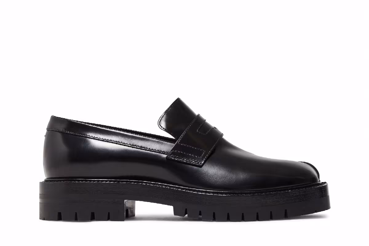 Maison Margiela Women's Tabi Loafer Black, view 2