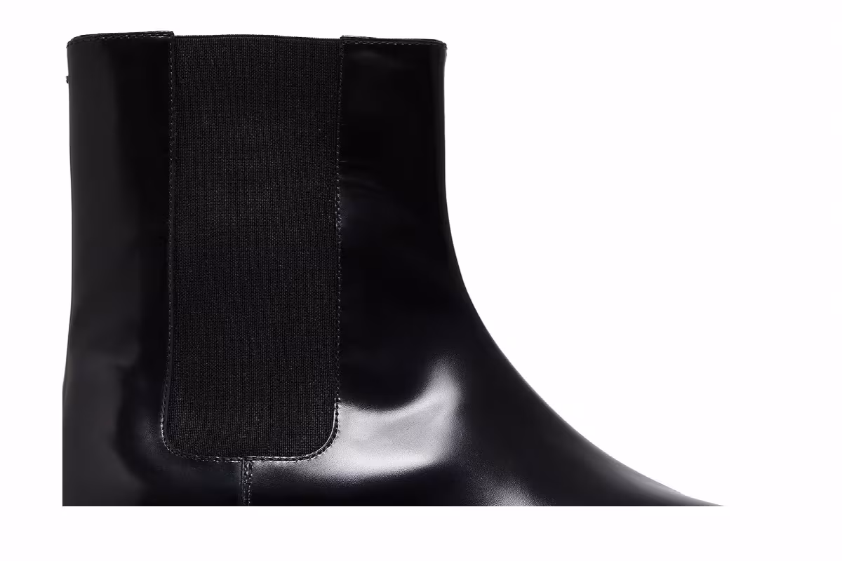 Maison Margiela Women's Tabi Chelsea Boot Black, view 3