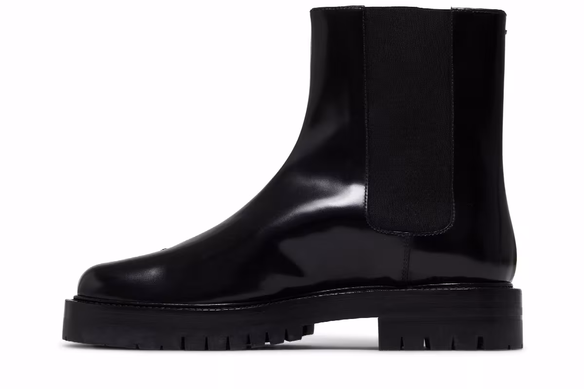 Maison Margiela Women's Tabi Chelsea Boot Black, view 4