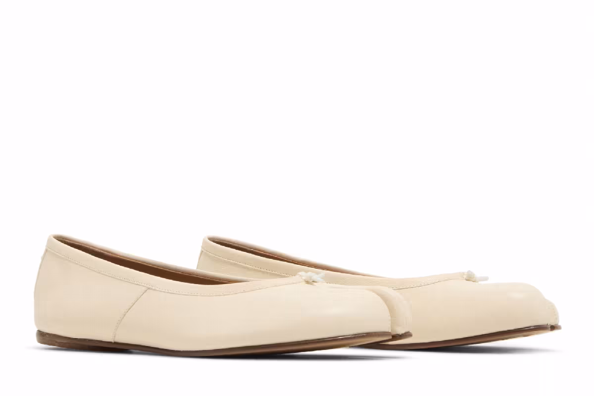 Maison Margiela Women's Tabi Ballerina Beige, view 9