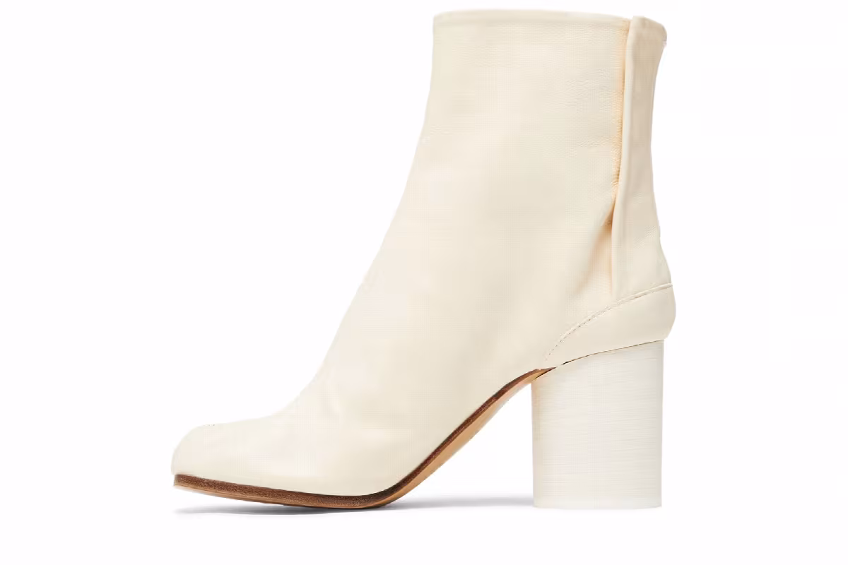 Maison Margiela Women's Tabi Ankle Boot White, view 4