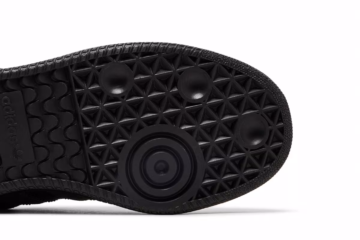 adidas Men's Samba XLG Black Carbon, view 6