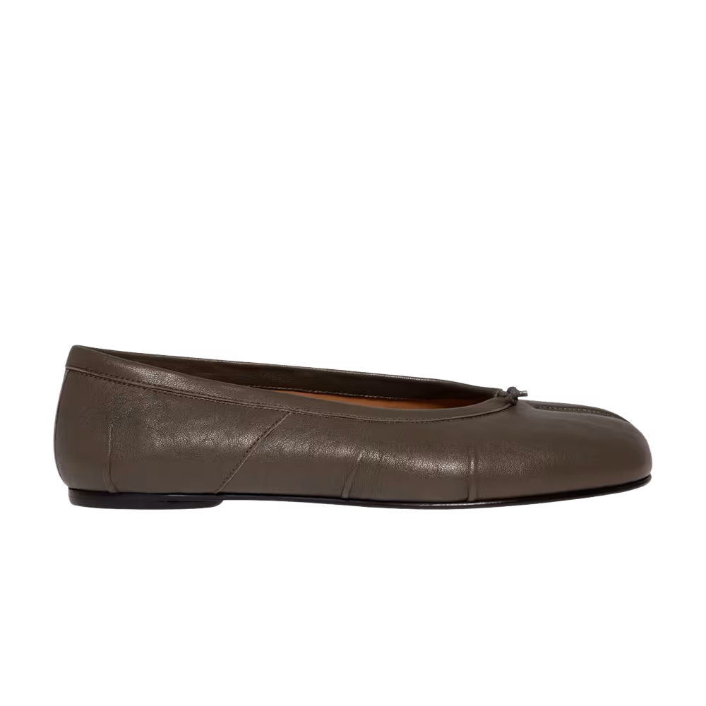 Maison Margiela Women's Tabi Ballerina New Flat Cold Brown