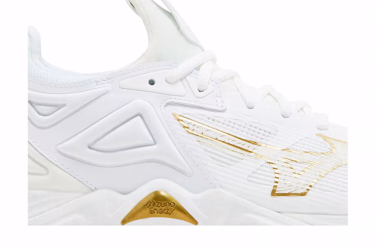 Mizuno Women's Wave Momentum 3 White Gold, view 3