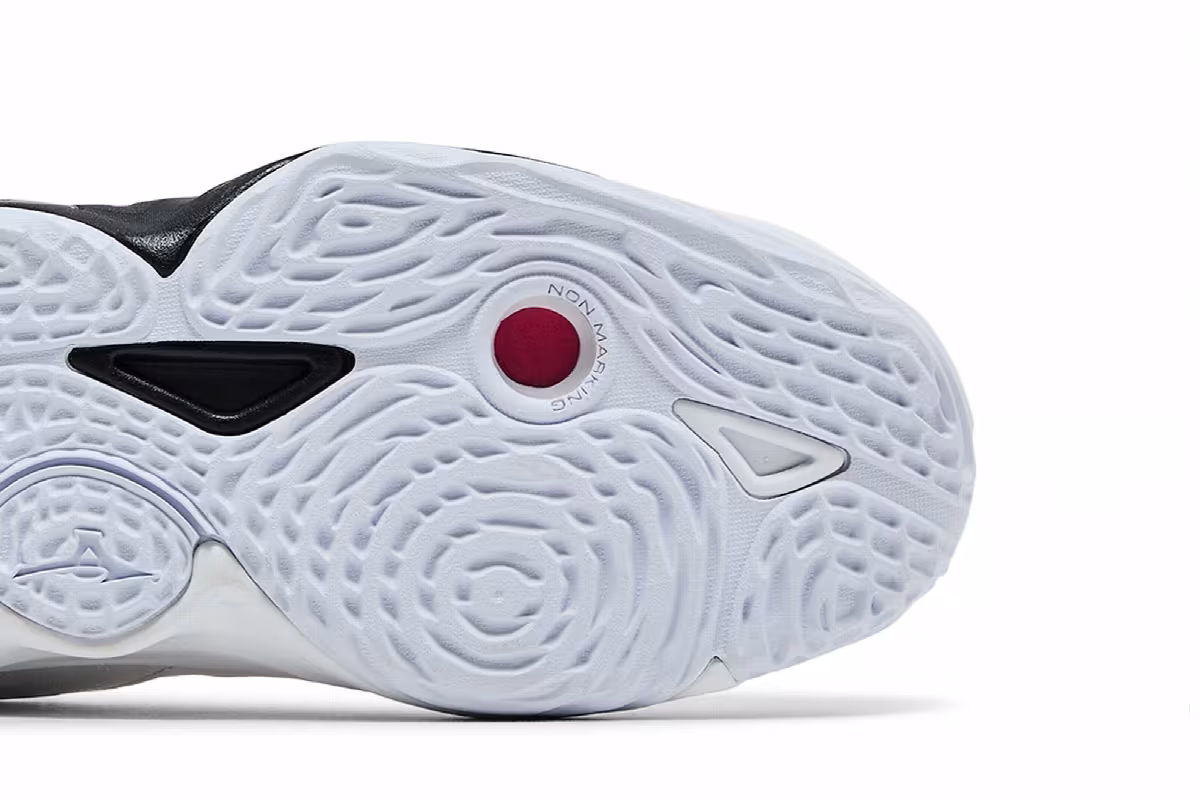 Mizuno Wave Momentum 3 Mid White Black, view 6