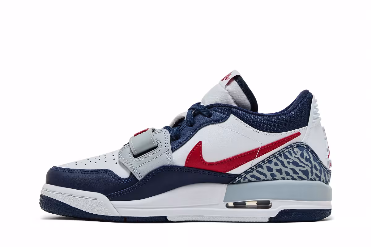 Air Jordan Legacy 312 Low GS Midnight Navy Varsity Red, view 4