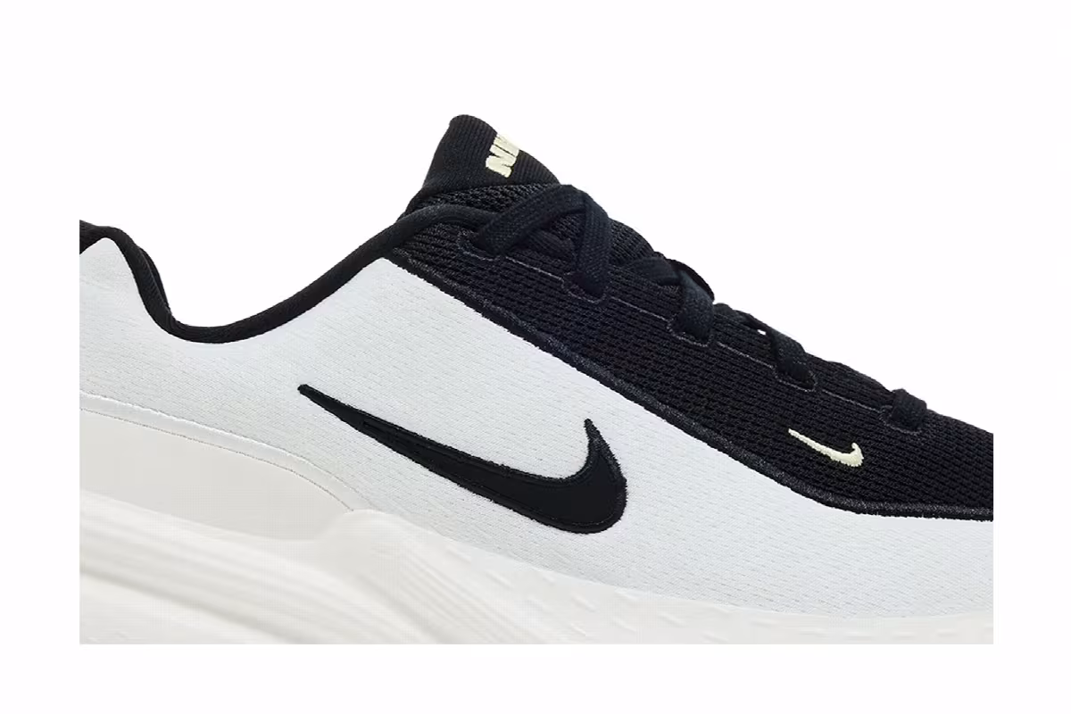 Nike Uplift SC Sail Black Lime, view 3