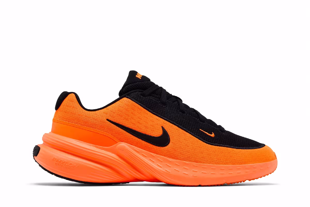 Nike Uplift SC Black/Total Orange/Black, view 2