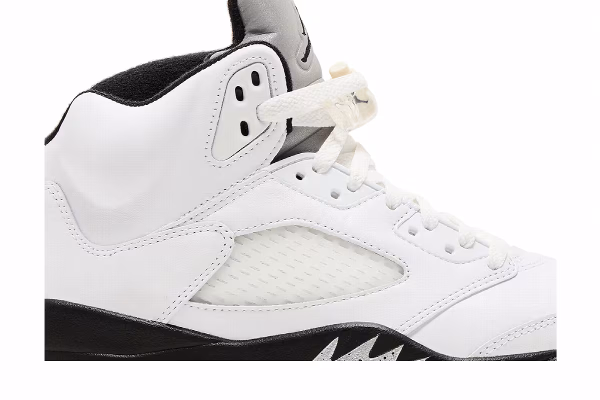 Air Jordan 5 White Black, view 3