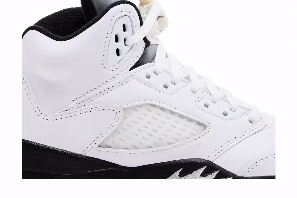 Air Jordan 5 GS White Black, view 3