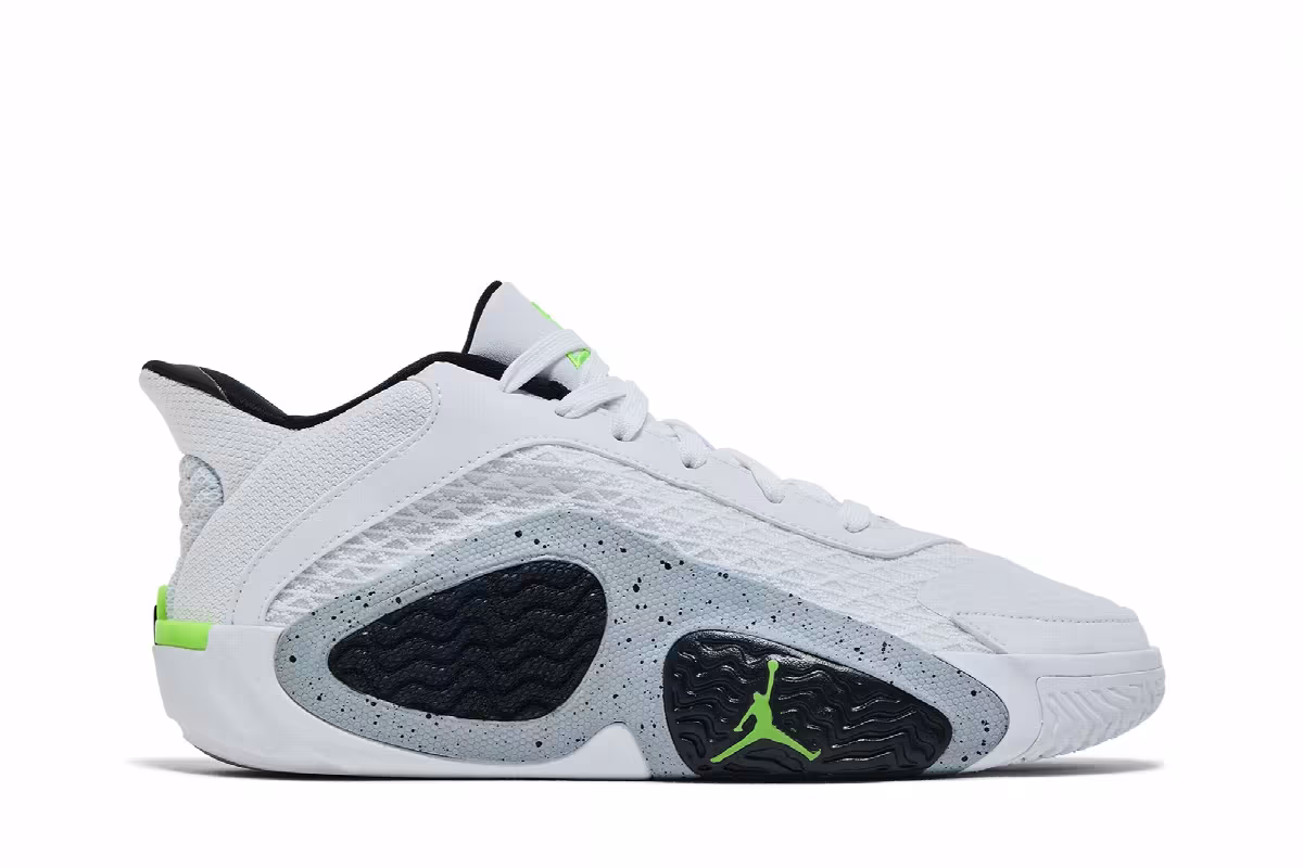Air Jordan Tatum 2 GS Neon, view 2