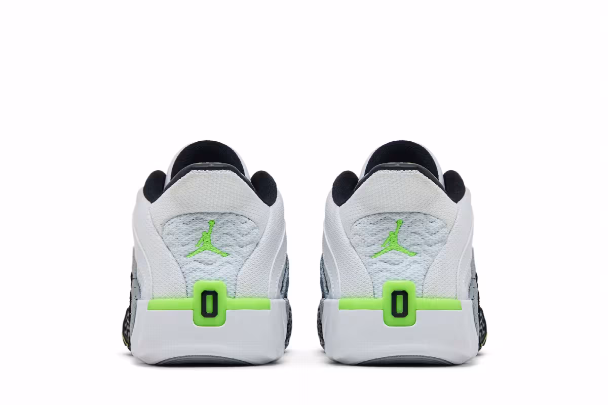 Air Jordan Tatum 2 GS Neon, view 7