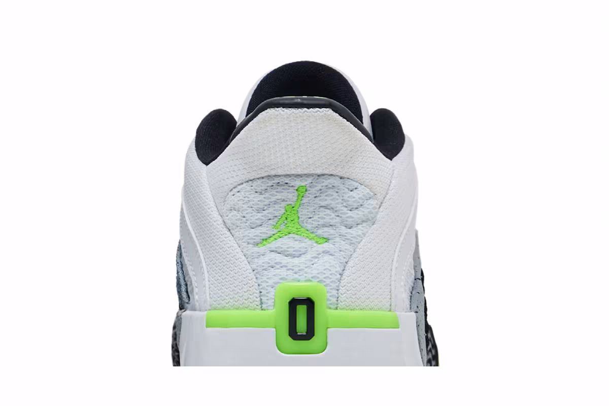 Air Jordan Tatum 2 GS Neon, view 8