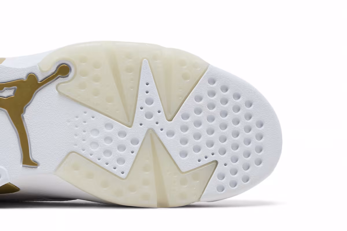 Air Jordan MVP White Metallic Gold, view 6