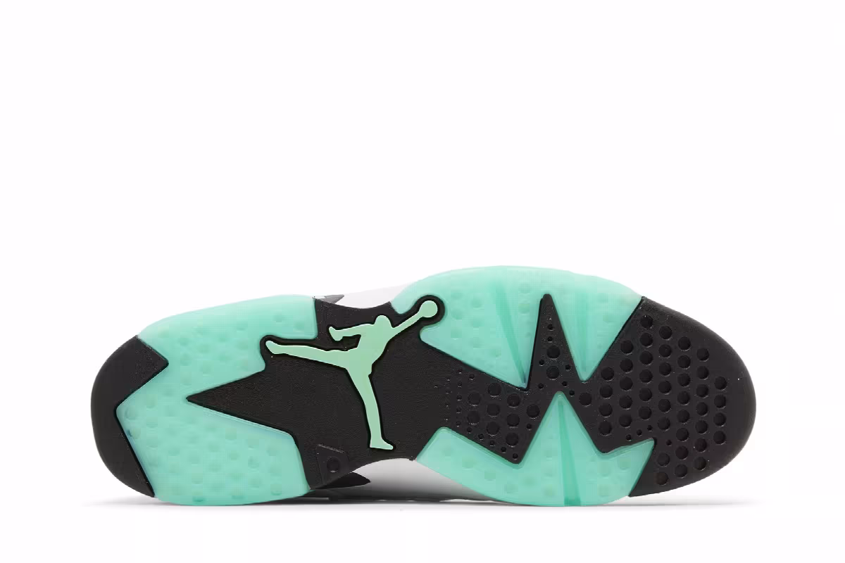 Air Jordan MVP White Green Glow, view 5