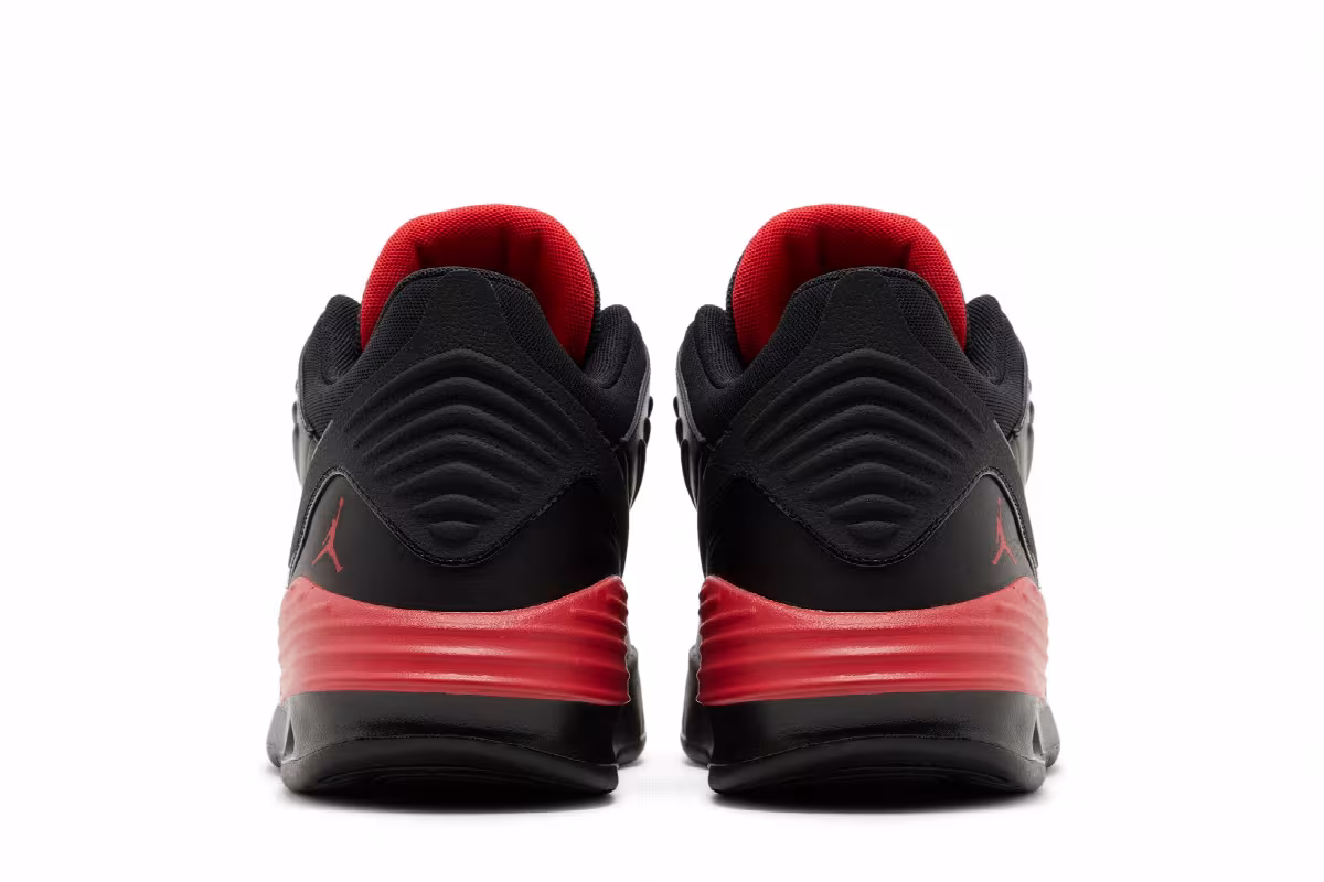 Air Jordan Max Aura 5 Bred, view 7