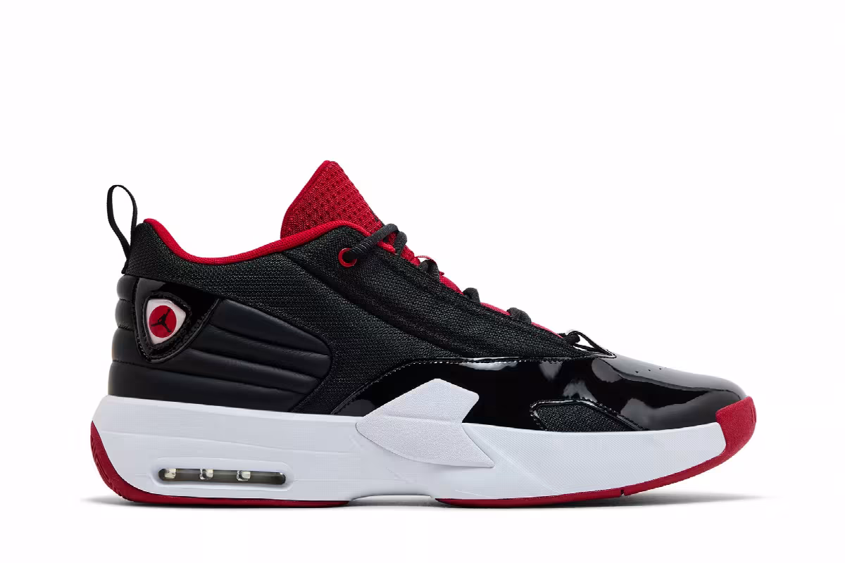 Air Jordan Max Aura 6 Bred, view 2