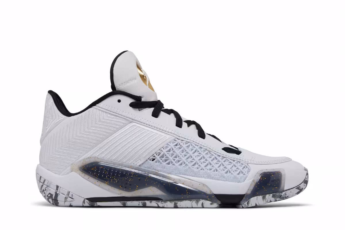 Air Jordan 38 Low Royalty, view 2