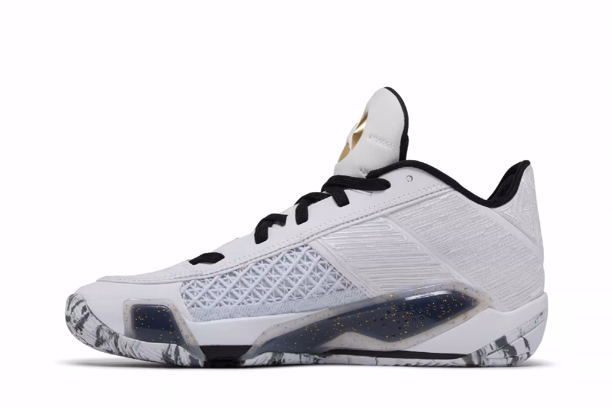 Air Jordan 38 Low Royalty, view 4