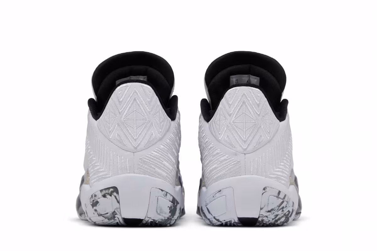 Air Jordan 38 Low Royalty, view 7