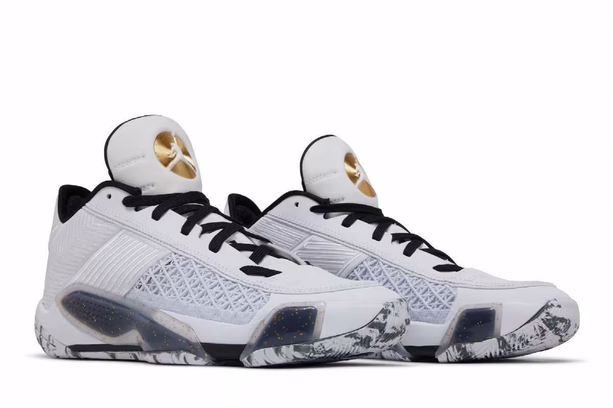 Air Jordan 38 Low Royalty, view 9