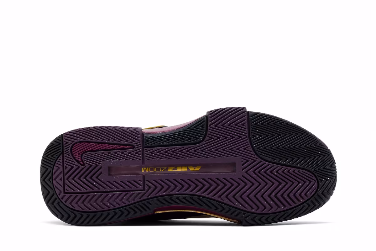 Naomi Osaka x Nike Women's GP Challenge 1 Bordeaux/Black/Metallic Gold, view 5