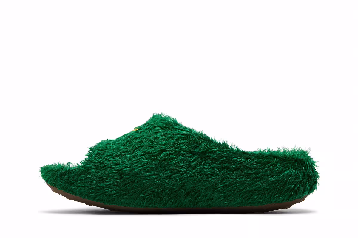 .SWOOSH x Nike ReactX Rejuven8 Slide Touch Grass - Kelly Green, view 4