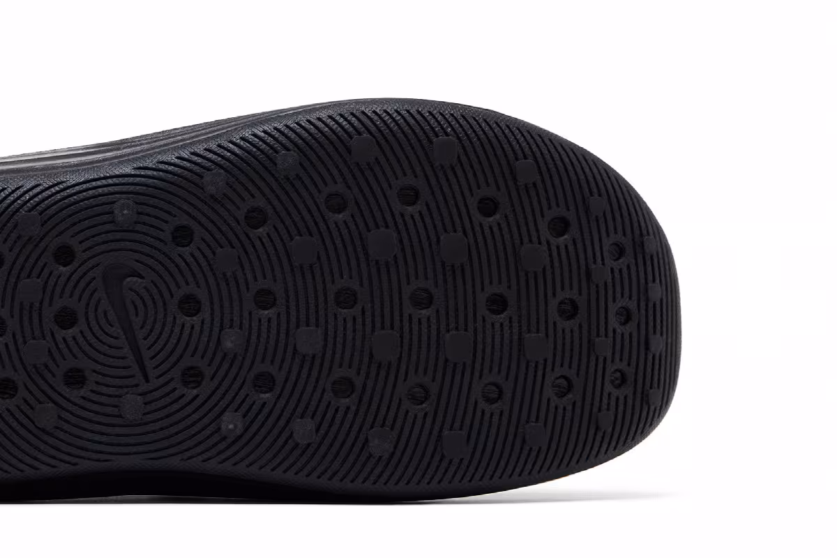 Nike ReactX Rejuven8 Slide Triple Black, view 6