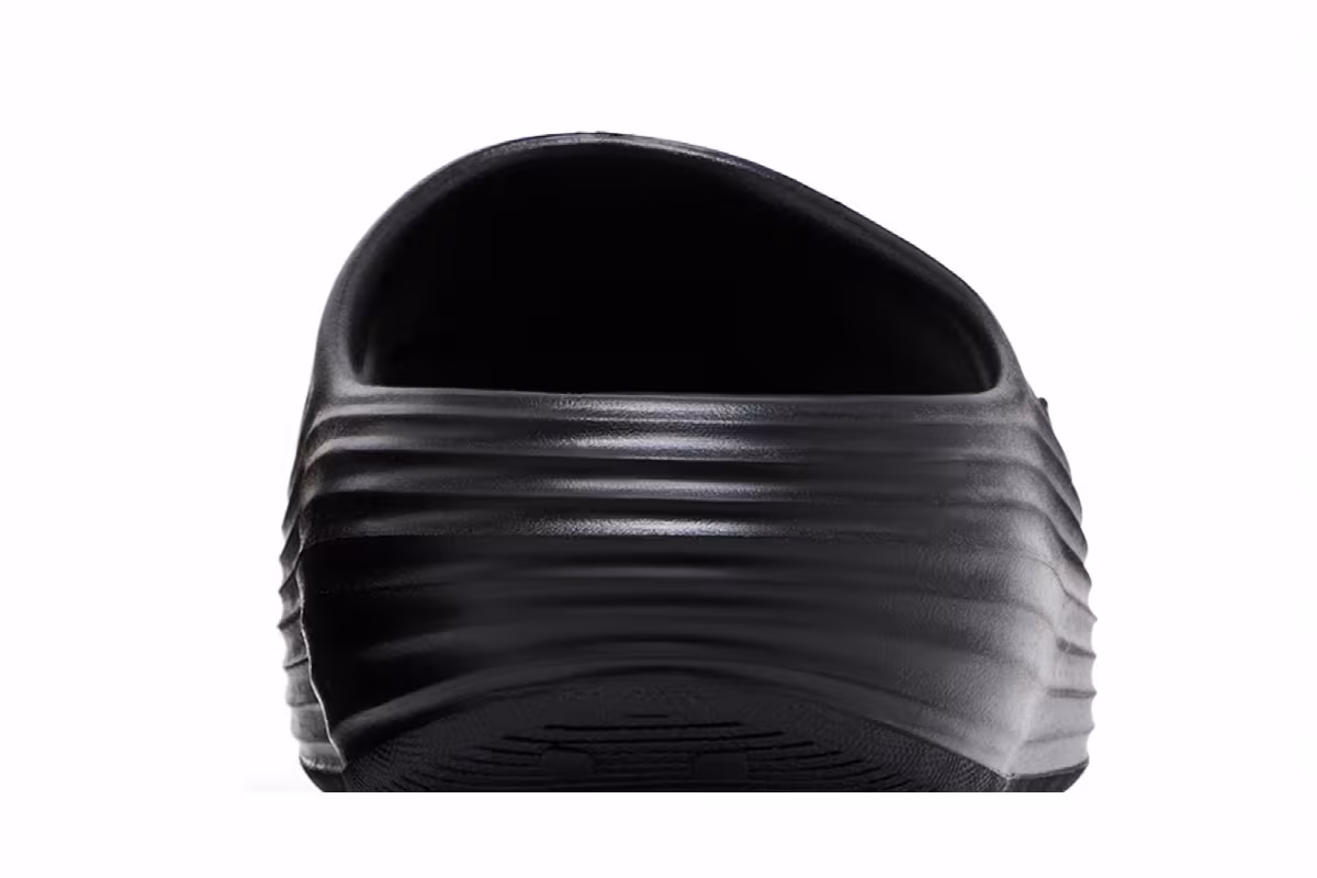 Nike ReactX Rejuven8 Slide Triple Black, view 8