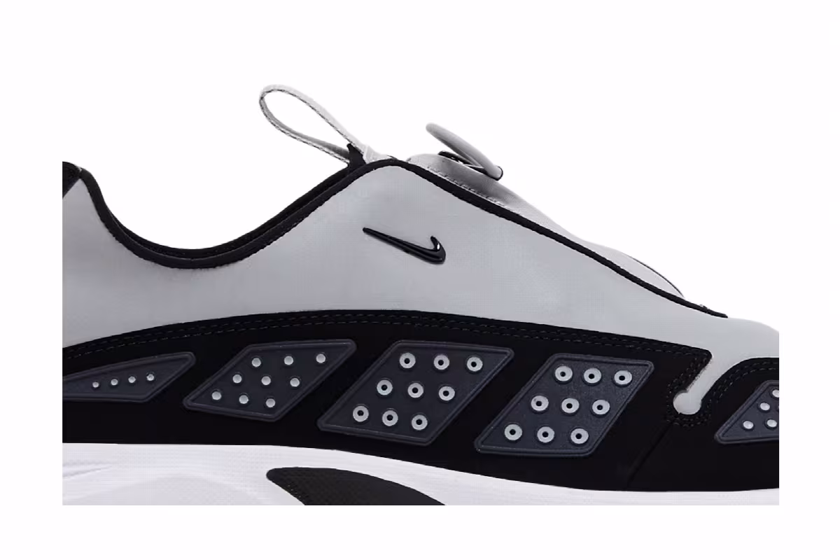 Nike Women's Air Sunder Max Silver Reflective, view 3