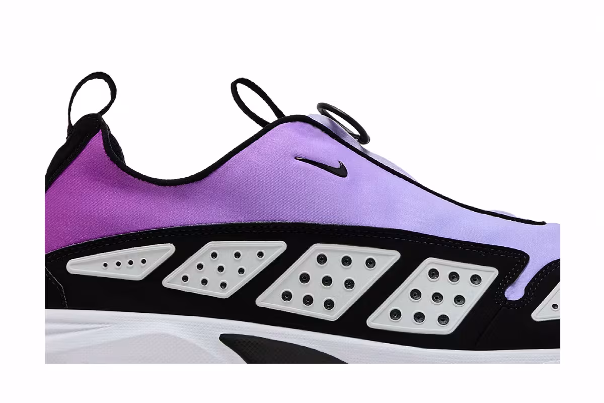 Nike Women's Air Sunder Max Hydrangeas Hyper Violet, view 3