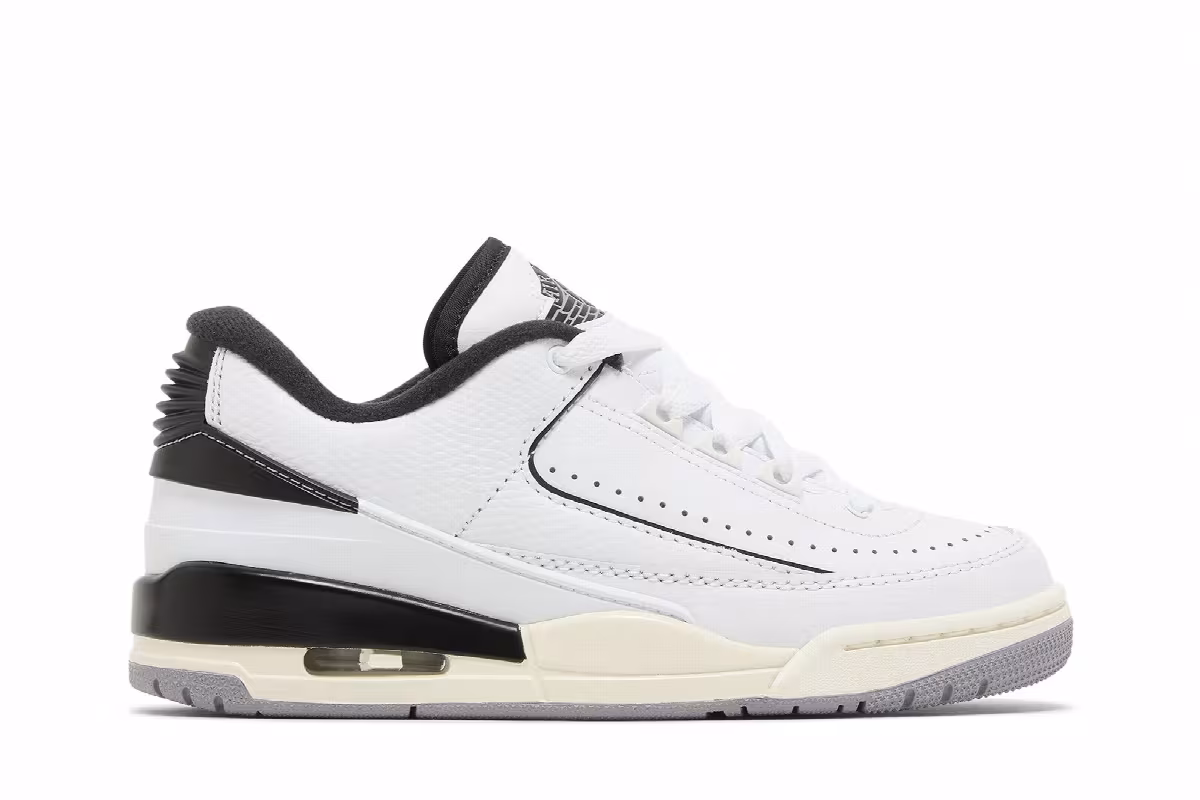 Air Jordan 2/3 GS White Black, view 2