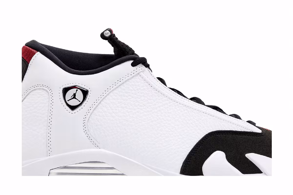 Air Jordan 14 Black Toe 2024, view 3