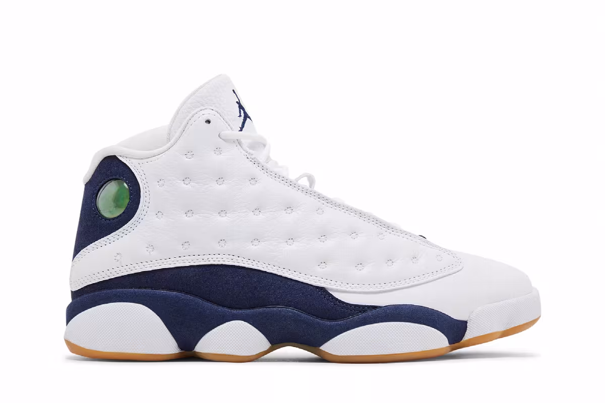 Air Jordan 13 Midnight Navy, view 2